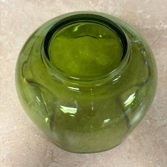 Anchor Hocking Avocado Green Chip Bowl - Picture 3 of 3